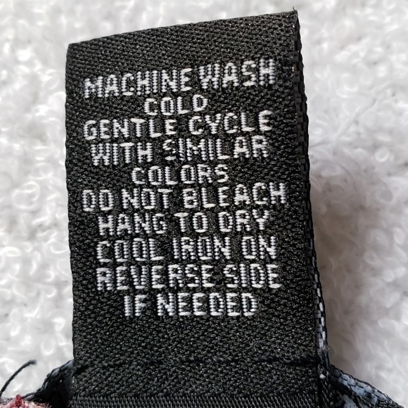 Rue21 Cold Shoulder Swing Line Top – M - Picture 5 of 5